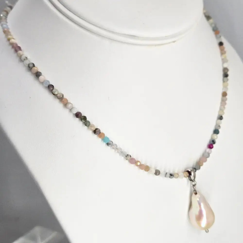 ?DAydreaming’ 16-18’’ Pendant Necklace - Agate Pearl Anti-tarnish Sterling