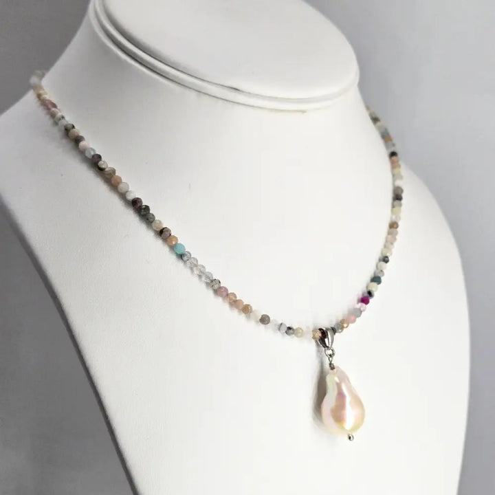 ?DAydreaming’ 16-18’’ Pendant Necklace - Agate Pearl Anti-tarnish Sterling