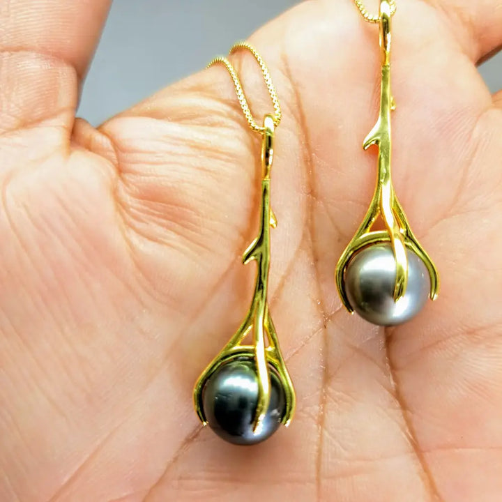 ?DIvining Rod’ 18’’ Pendant Necklace - Tahitian Pearl 18k Gold Sterling
