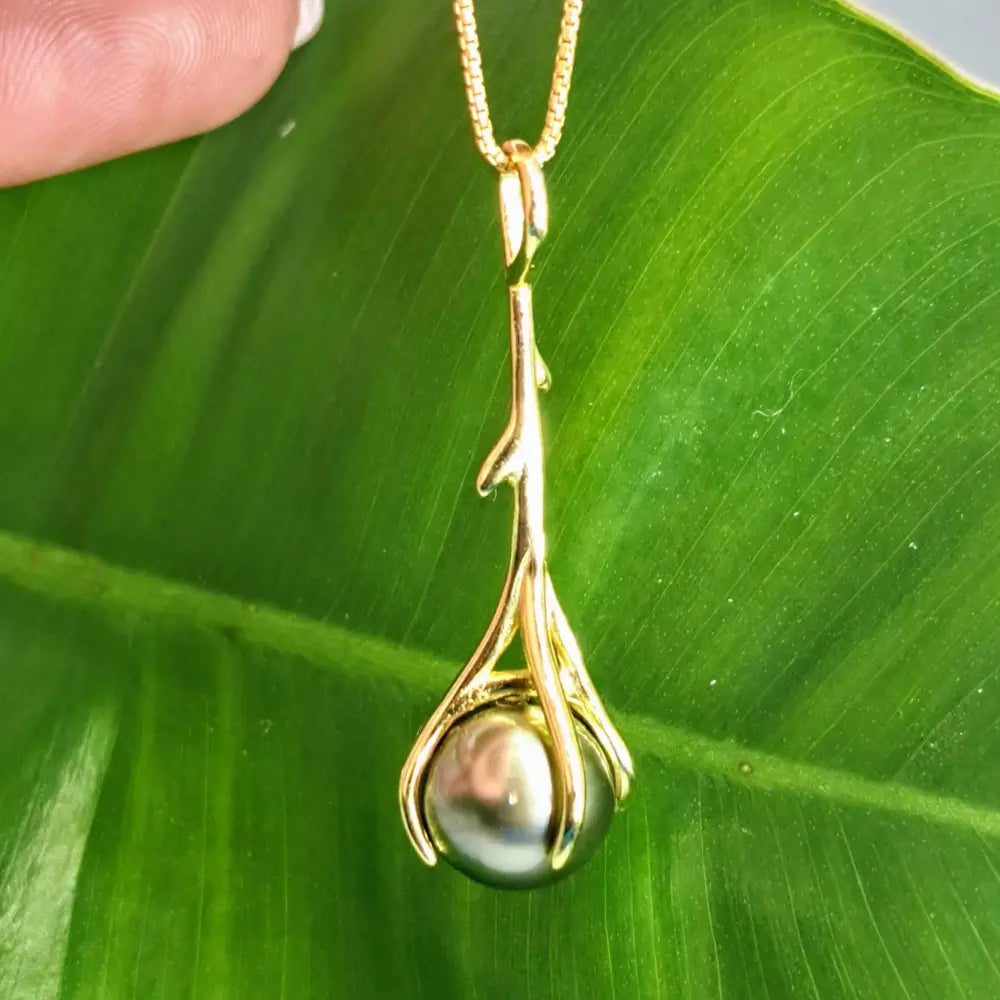 ?DIvining Rod’ 18’’ Pendant Necklace - Tahitian Pearl 18k Gold Sterling