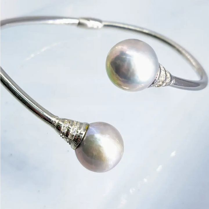 ?DOuble Bubble’ Med-lg Hinged Cuff Bracelet - 13mm Edison Pearls Topaz Sterling