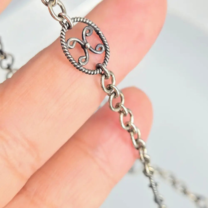 ?EDgy Mama’ 18’’ Pendant Necklace - Mother-of-pearl Sterling - Key West Local Luxe