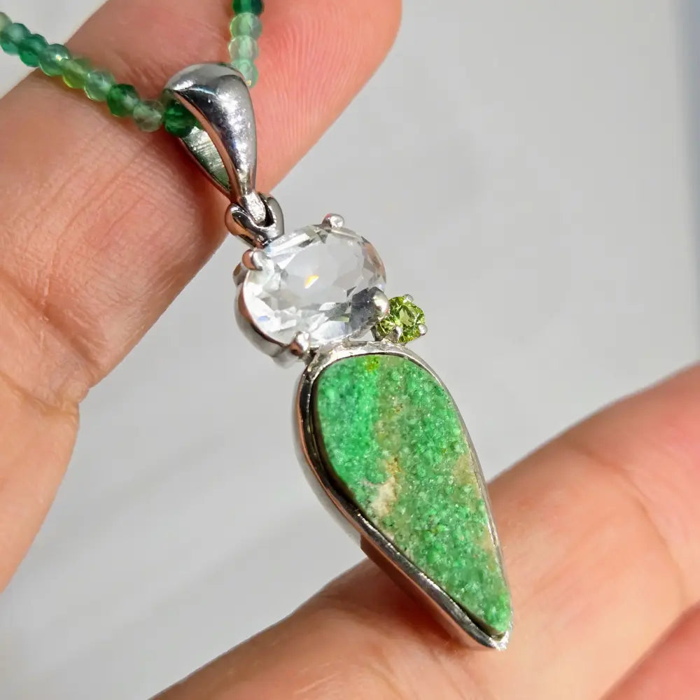 ?EFfervescent Verde Supreme’ Pendant Necklace - Uvavrovite Quartz Peridot Sterling Onyx Gem Strand