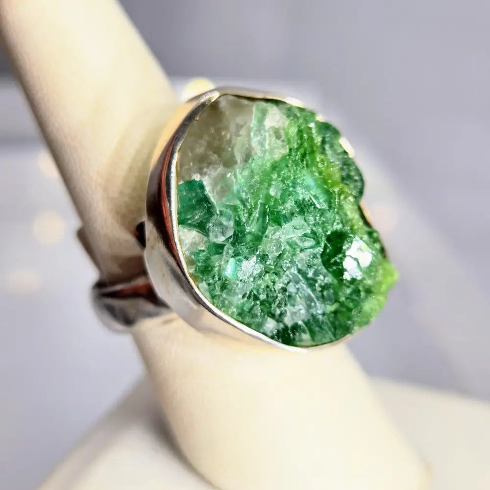 ?EMerald Chonk’ Adj Sz Ring - Raw Emerald Sterling