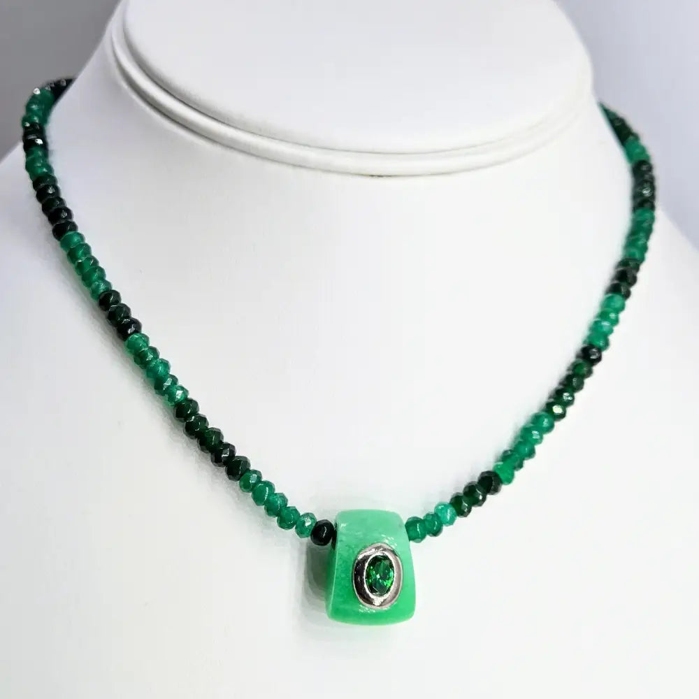 ?ESmeralda’ 15-17’’ Pendant Necklace - Quartz Topaz Jade