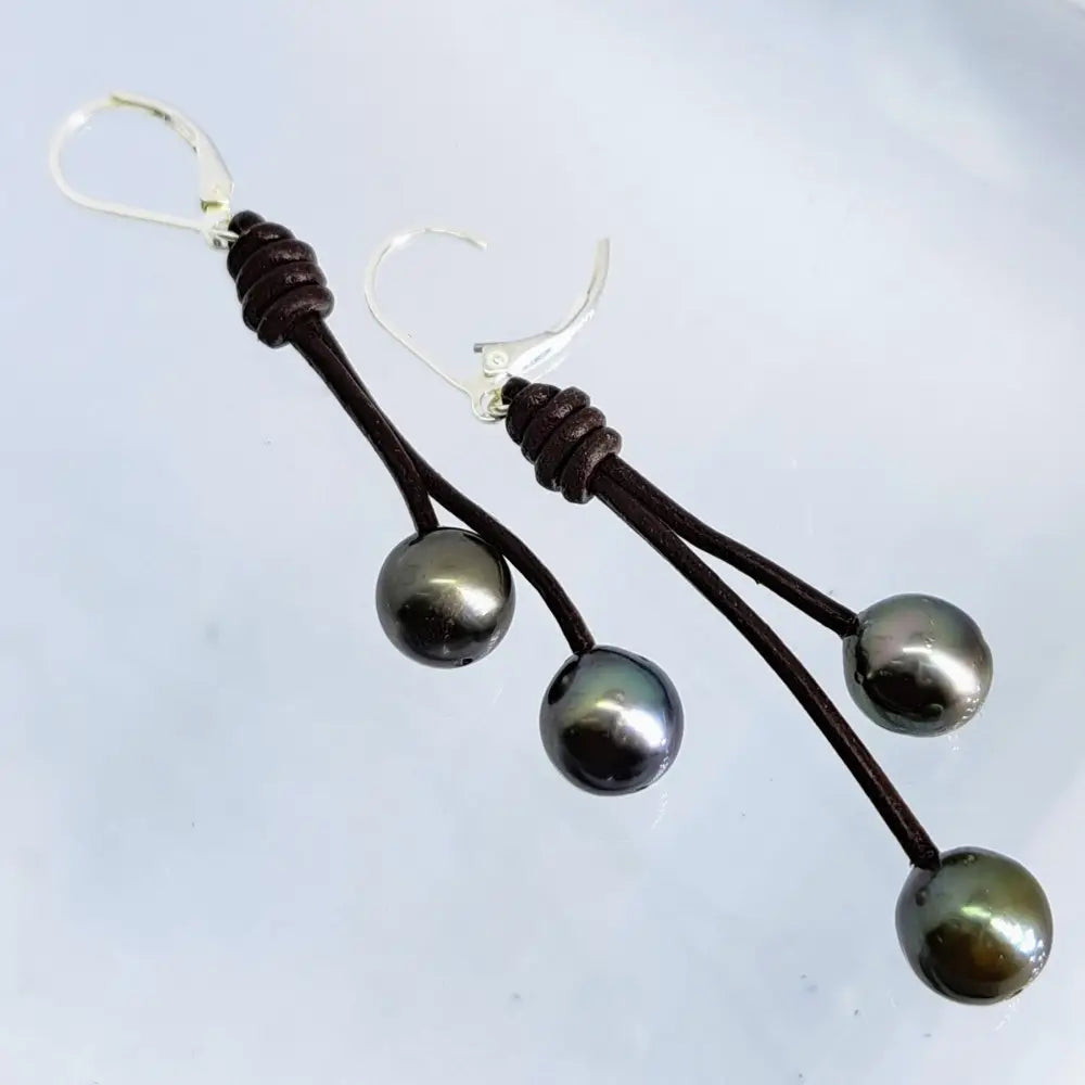 ?EVeryday Tahitians’ 2.75’’ Earrings - Tahitian Pearls (3 Colors) Leather Sterling