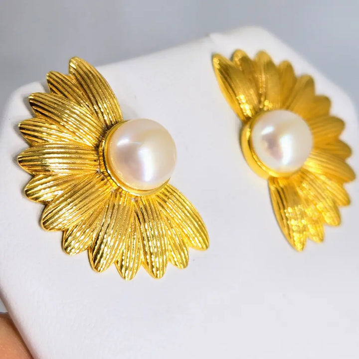 ?FAn Palm’ 1.25’’ Earrings - Pearls 18k Gold Sterling