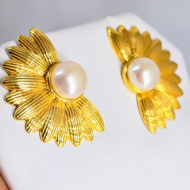 ?FAn Palm’ 1.25’’ Earrings - Pearls 18k Gold Sterling