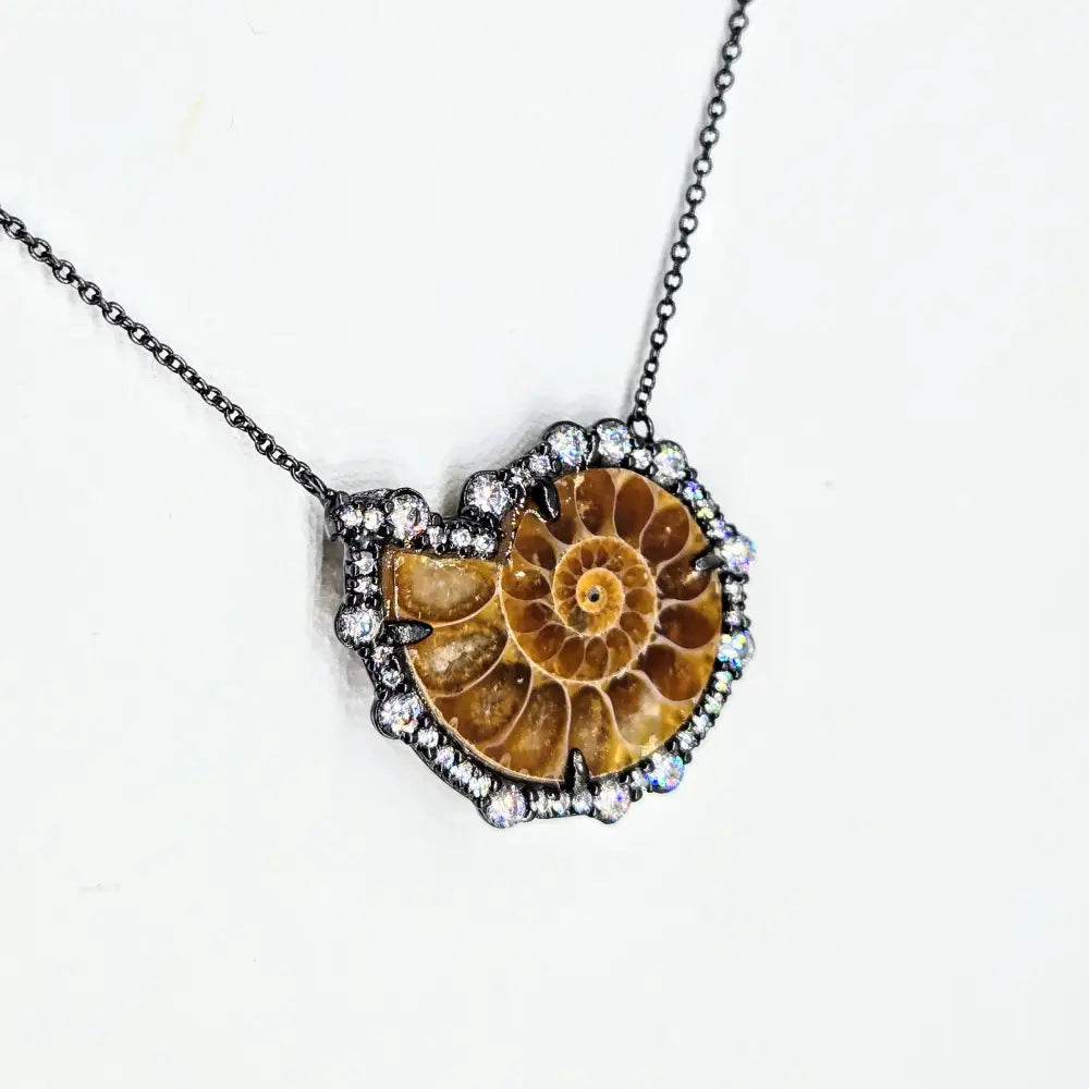 Fibonaci’s Baby 15-19’’ Necklace Halved Ammonite White Zircon Black Sterling - Earrings