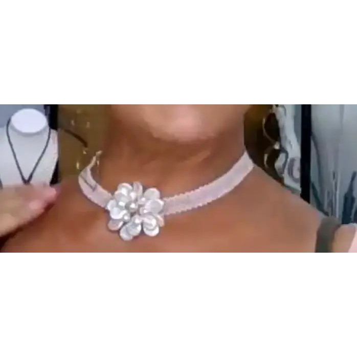 Flower Pop Necklace - Necklaces