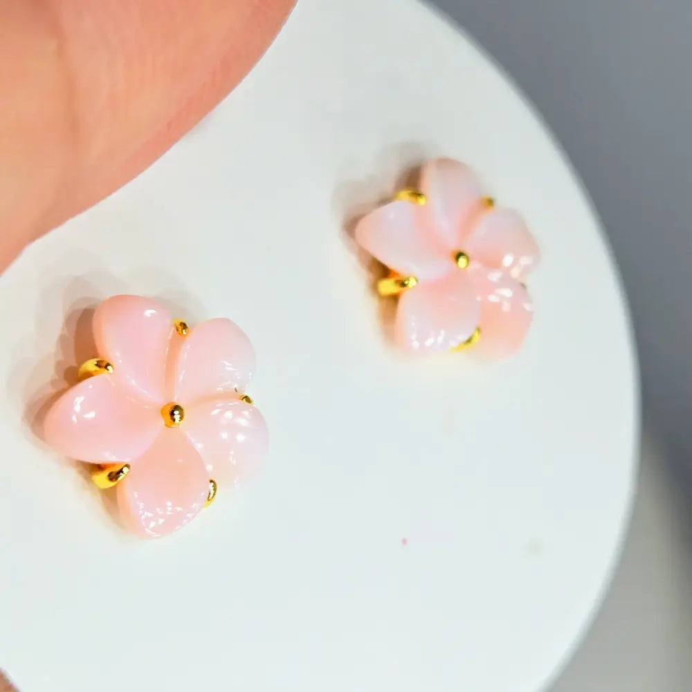 ?FRangipani Conch Flowers’.25’’ Earrings - Shell Anti-tarnish Gold Sterling