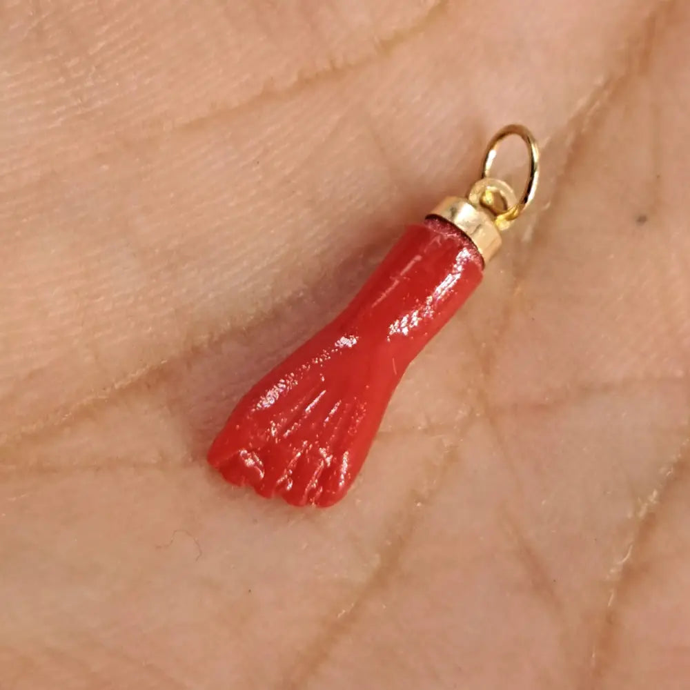 Outlet ?Girl Power!’ 1’’ Figa Pendant Charm - Coral 14k Gold