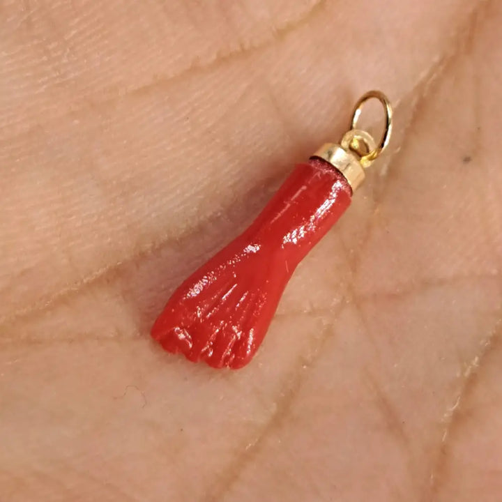 Outlet ?Girl Power!’ 1’’ Figa Pendant Charm - Coral 14k Gold