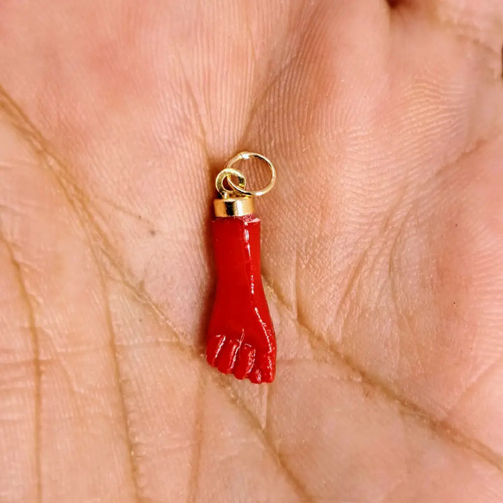 Outlet ?Girl Power!’ 1’’ Figa Pendant Charm - Coral 14k Gold