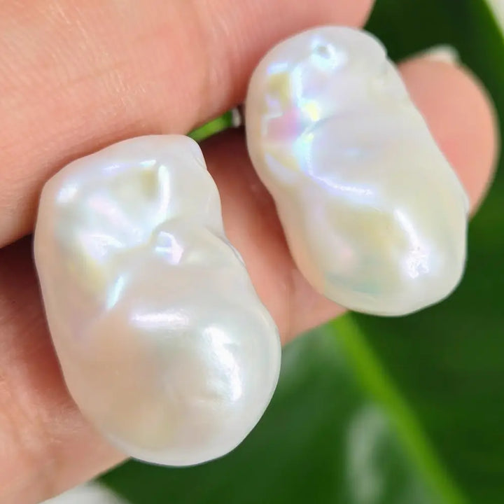 ?GOin’ for Baroque’ 1’’ Earrings - Baroque Pearl.925 Sterling Silver - White