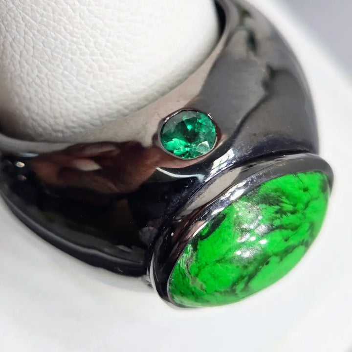 ?GReen Giant!’ Sz 11.5 Ring - Maw Sit Emerald Black Sterling