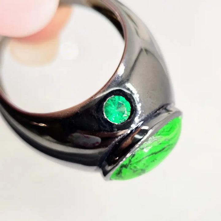 ?GReen Giant!’ Sz 11.5 Ring - Maw Sit Emerald Black Sterling