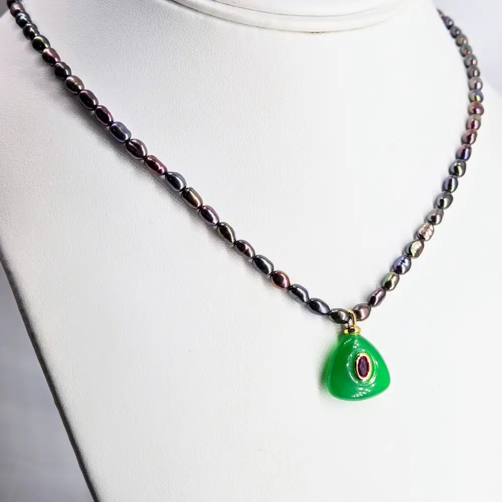 ?GReen Kitty Mew Mew’ 16’’ Necklace - Pearls Onyx Garnet Sterling Gold-filled