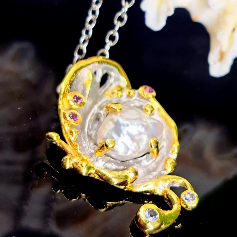 ?HAlf Shell’ Pendant Necklace - Pearl Tourmaline Anti-tarnish Sterling 18k Gold