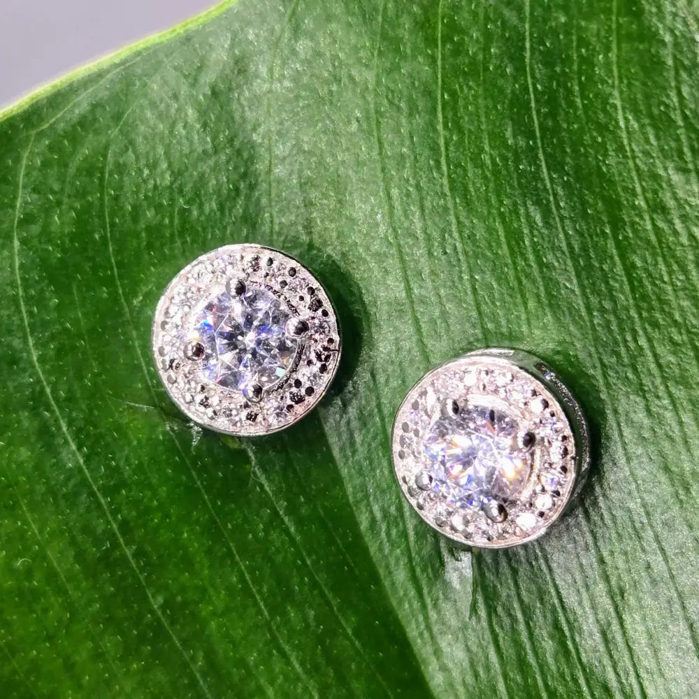 ?HAlo’ Brilliant Cut Moissanite Stud Earrings - Key West Local Luxe