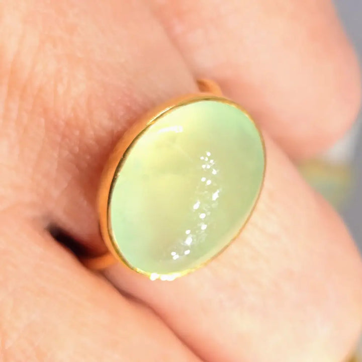 ?HOney Dew’ Sz 7 Ring - Prehnite 18k Gold Sterling
