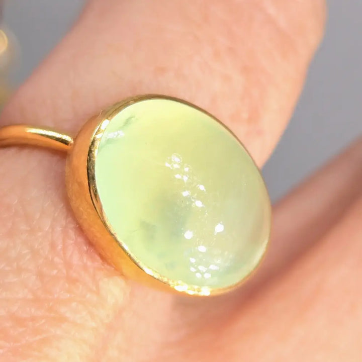 ?HOney Dew’ Sz 7 Ring - Prehnite 18k Gold Sterling
