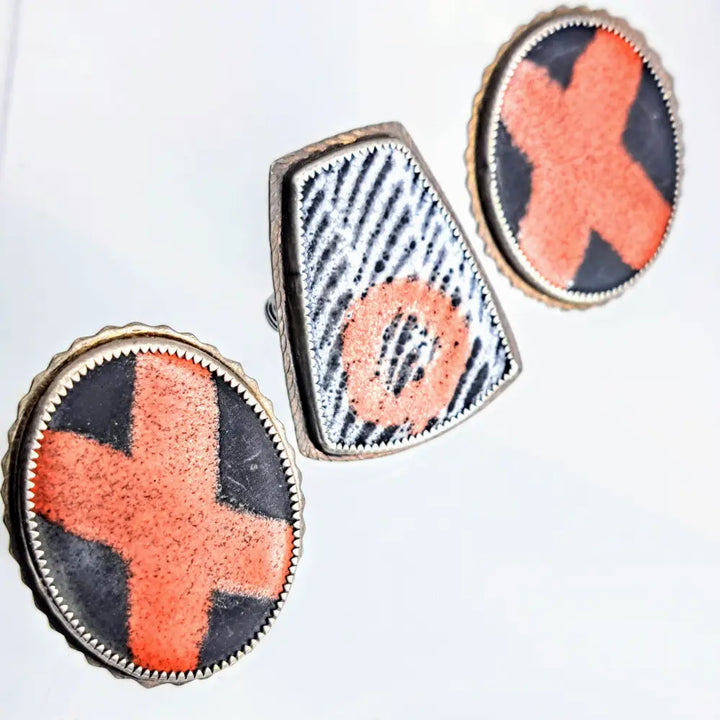 ?HUgs & Kisses + Tick-tac-toe!’ Rings - Enamel Patinaed Sterling - #3 - ?X’=kiss Sz 7.25 (ring on Right) - Ring