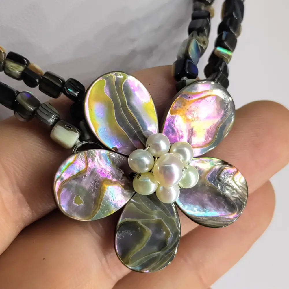 ?ISla Fleur’ 16-18’’ Necklace - Paua Shell Pearl.925 Sterling