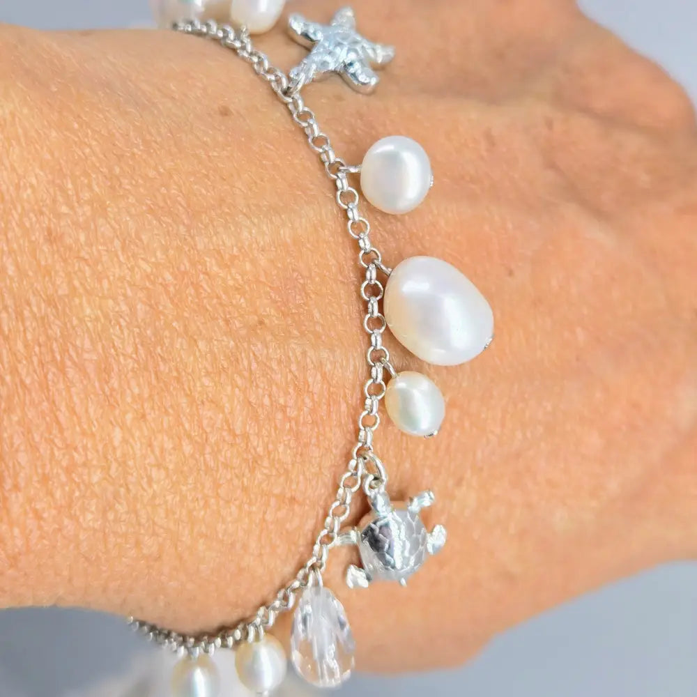?ISland Charm’ 7.5’’ Bracelet - Pearls Quartz Sterling