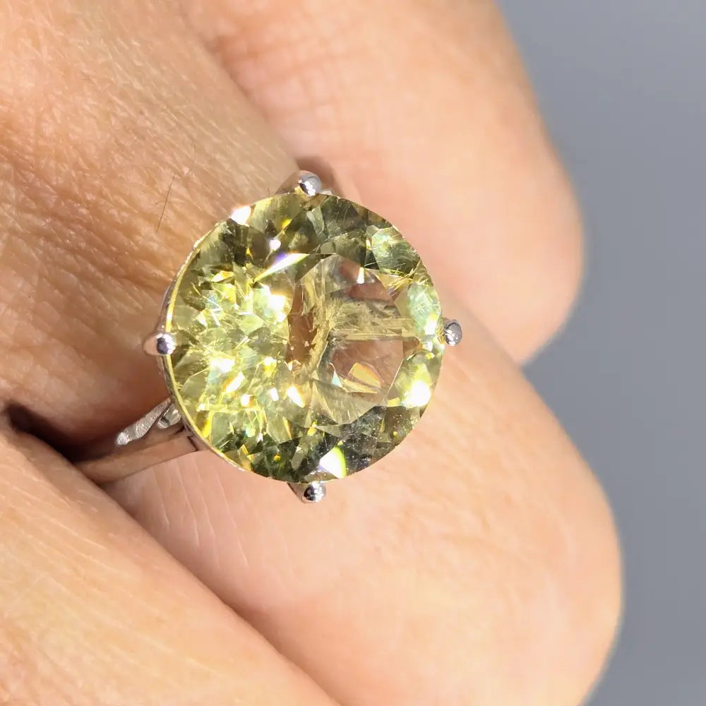 ?KEy Lime Kiss’ Ring - Lemon Topaz Anti-tarnish Sterling - 7