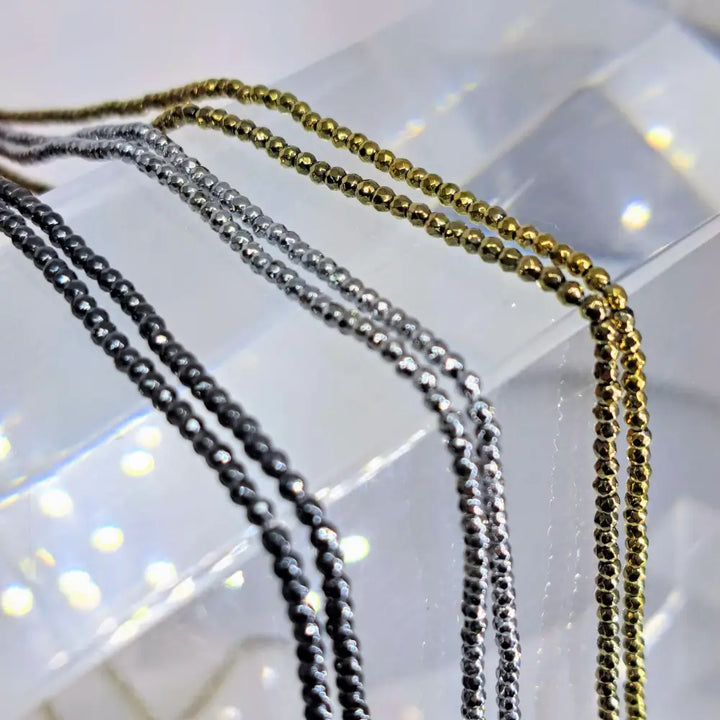 ?LAdy Lasso’ 40’’ Necklace - Pearls Hematite (available in 3 Colors!)