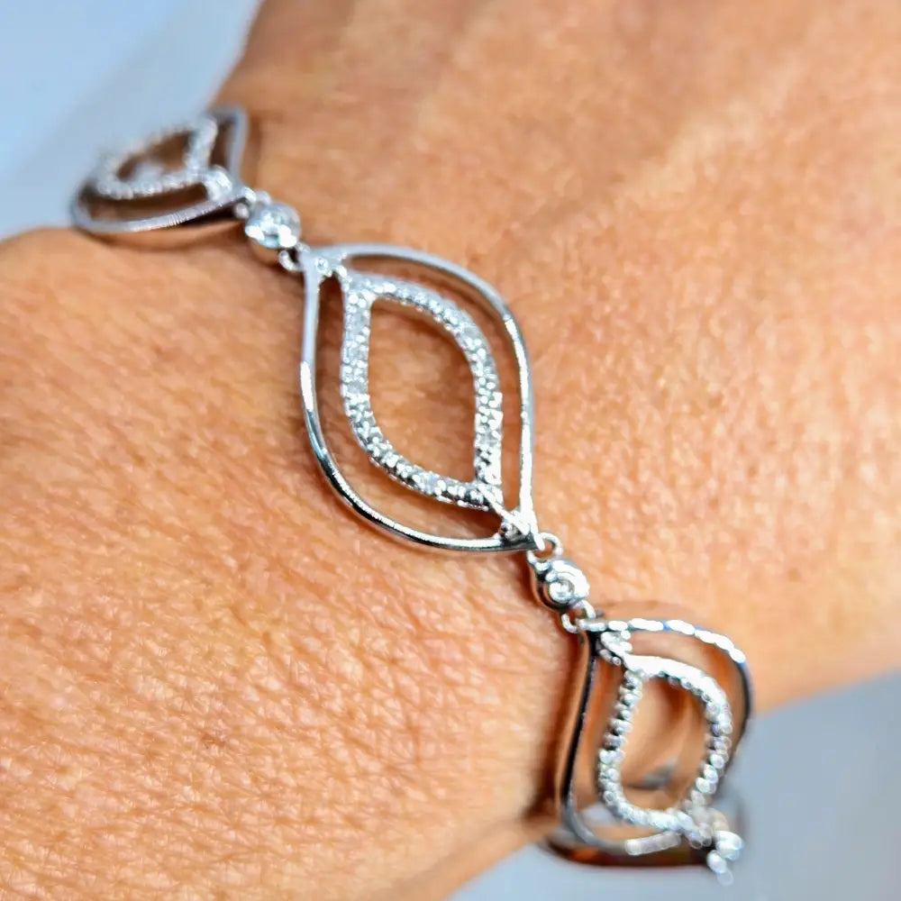 Outlet ?Leaf me Alone Dangit!’ 7.5’’ Bracelet - Diamonds Anti-tarnish Sterling