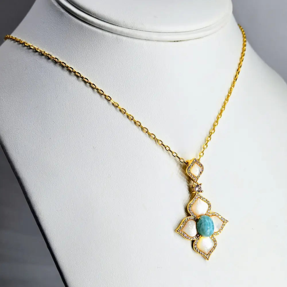 ?LIdo Deck Lovely’ 16-18’’ Necklace Mother of Pearl Larimar Crystals Jewelers Brass