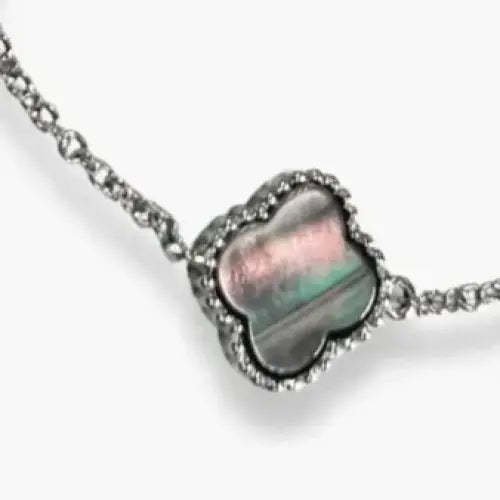 ?LUcky Charms’ 20’’ - 22’’ Necklace - South Sea or Tahitian Mother of Pearl Anti-tarnish Sterling
