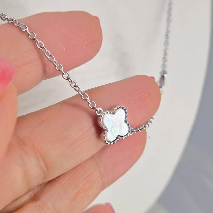 ?LUcky Charms’ 20’’ - 22’’ Necklace - South Sea or Tahitian Mother of Pearl Anti-tarnish Sterling