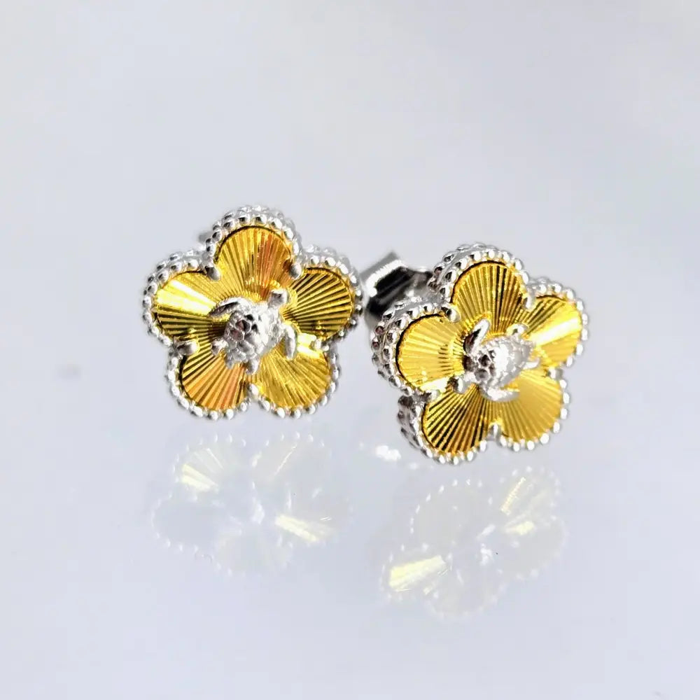 ?LUcky Turtle’ Stud Earrings - Anti-tarnish Sterling 18k Gold