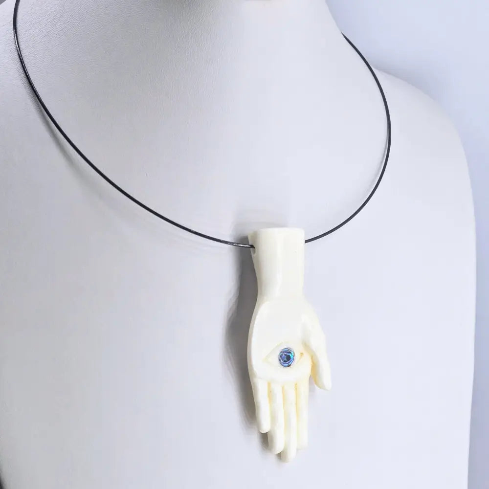 ?MAno De Dios’ Pendant Necklace - Bone Paua Cable Chain