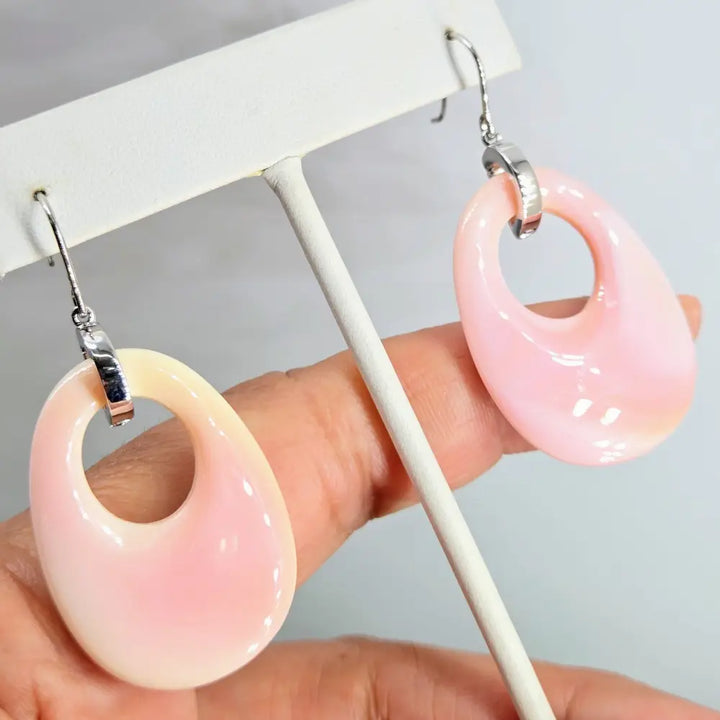 ?MOdern Queen’ 2.25’’ Earrings - Queen Conch Shell Anti-tarnish Sterling