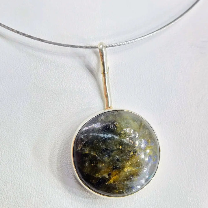 ?MOody Mystique’ Pendant Necklace - Labradorite Sterling - Key West Local Luxe