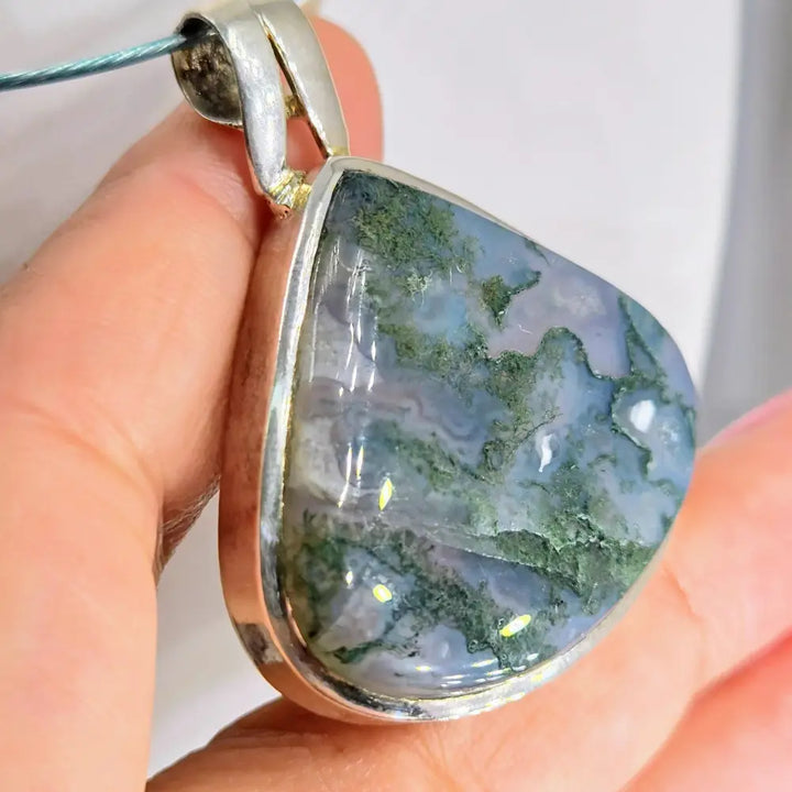?MOuntainside Magic’ 2’’ Pendant Necklace - Moss Agate Sterling - Key West Local Luxe