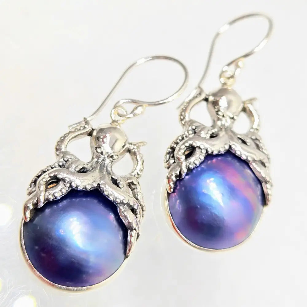 ?MY Octopus Pearls’ 1.75’’ Earrings - White Mabé Pearls Sterling - Blue