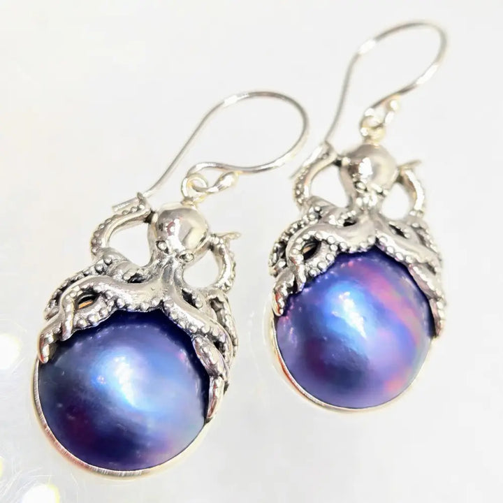 ?MY Octopus Pearls’ 1.75’’ Earrings - White Mabé Pearls Sterling - Blue