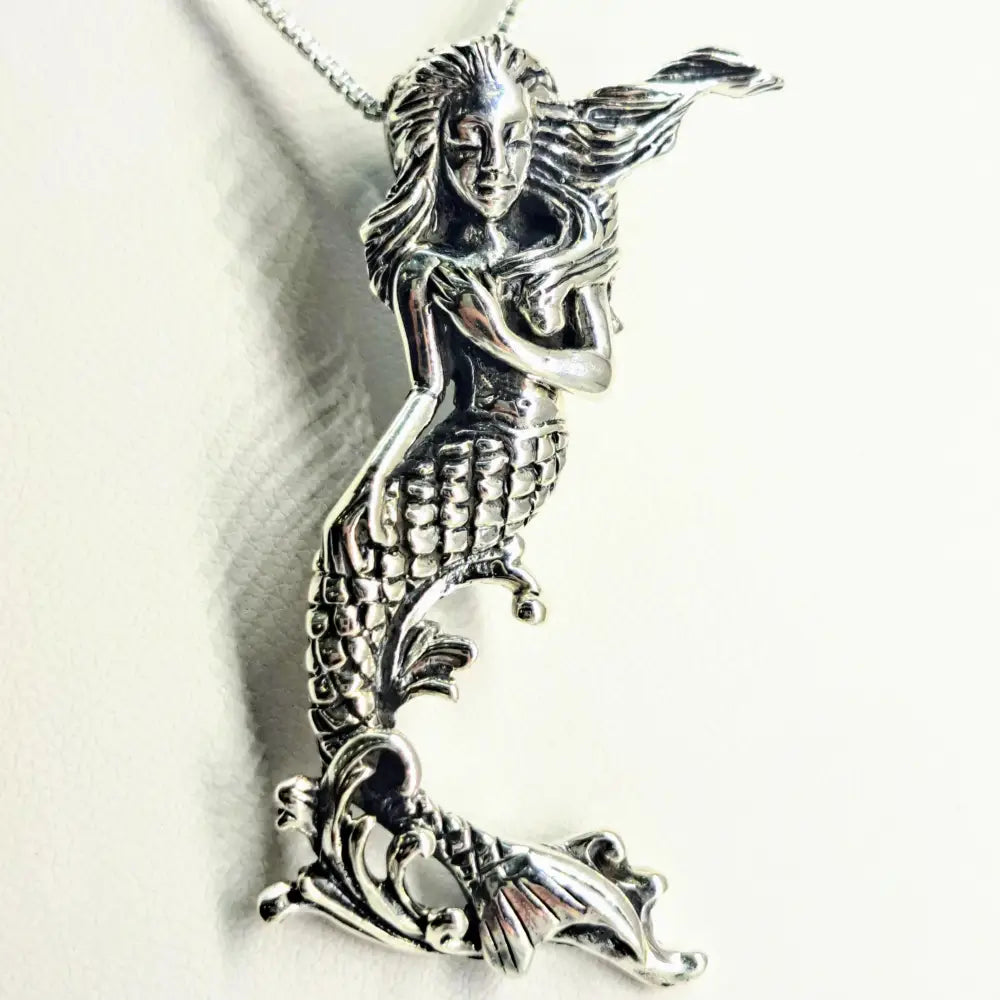 Outlet ?My Very Fine Tail’ 2’’ Pendant 18’’ Necklace - Sterling Mermaid