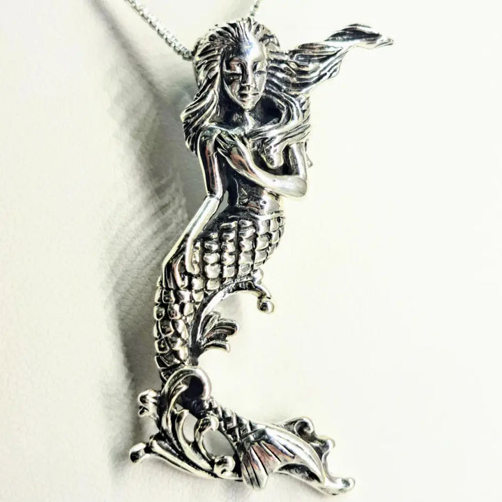 Outlet ?My Very Fine Tail’ 2’’ Pendant 18’’ Necklace - Sterling Mermaid