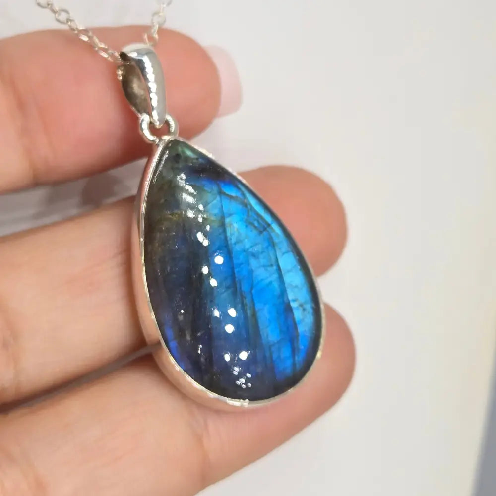 ?OCean Flame’ Pendant Necklace - Labradorite Sterling