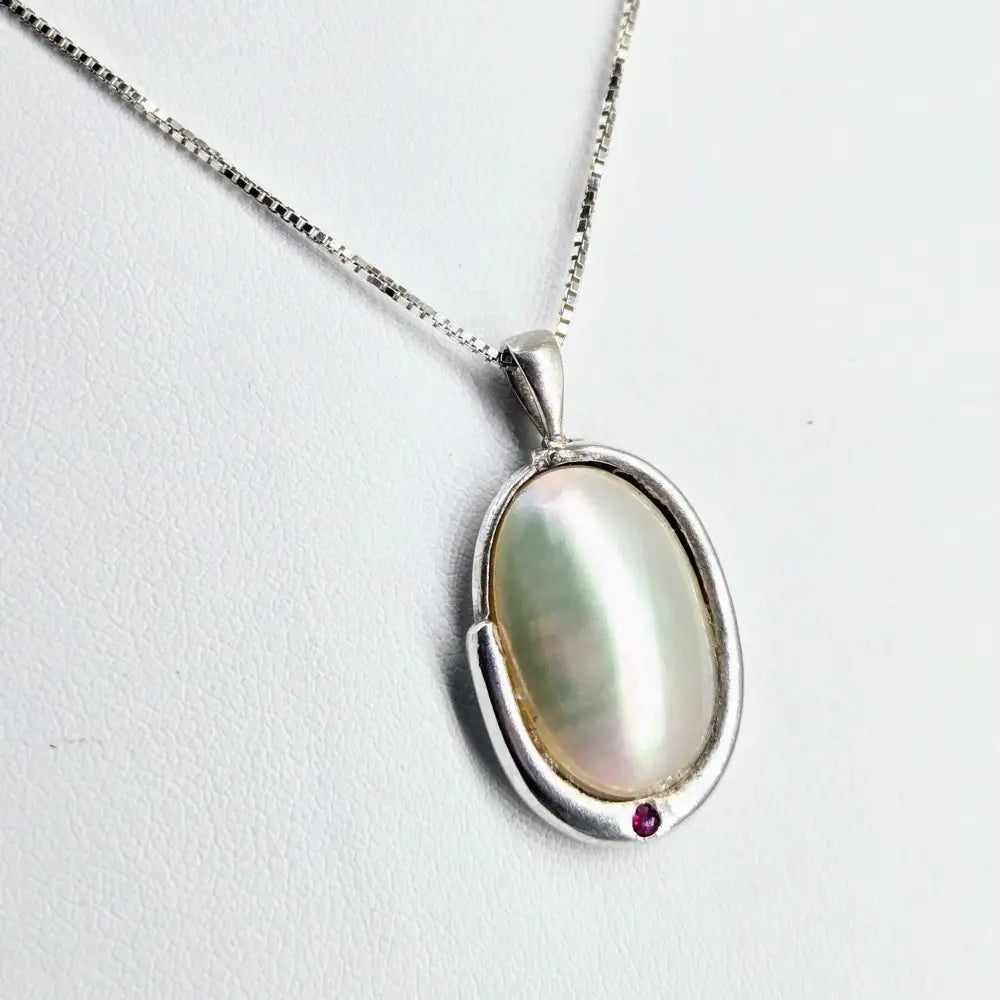 ?OLd & Nouveau Again’ Pendant Necklace - Mother of Pearl Ruby Sterling