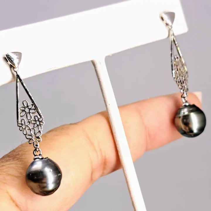Silver Fan 1.75’’ Earrings - Tahitian Pearl Anti-tarnish Sterling
