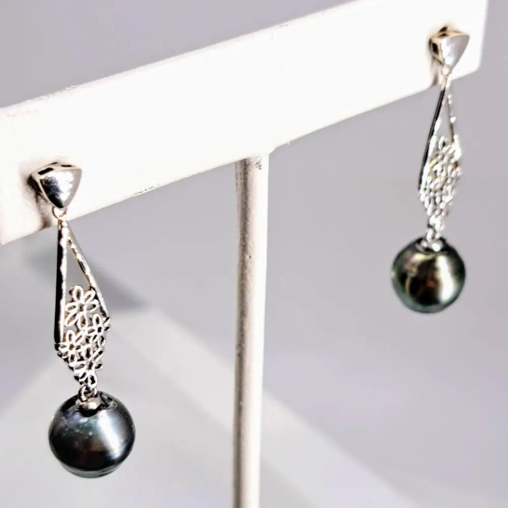 Silver Fan 1.75’’ Earrings - Tahitian Pearl Anti-tarnish Sterling