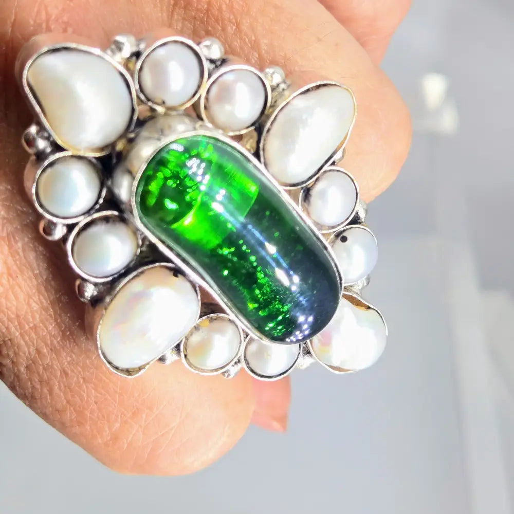 ?PEarl Blossom I’ Adj. Size Ring - Pearls Glass German Silver