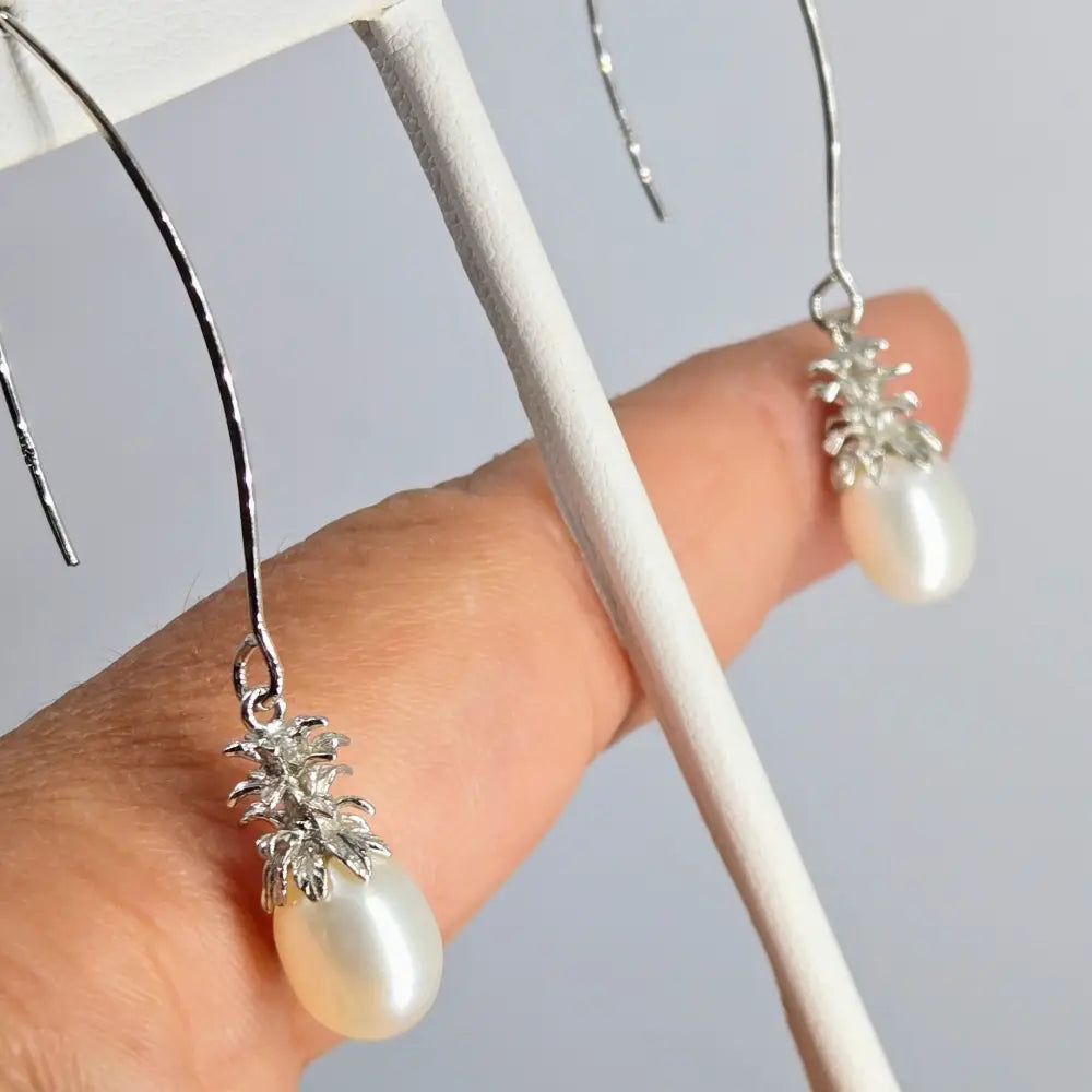 ?PIneapples!’ 2’’ Earrings - Pearls Anti-tarnish Sterling - White